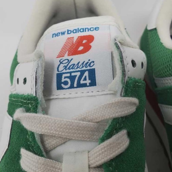 NEW BALANCE FOR J CREW 574 SNEAKERS IN VARSITY GREEN VELOCITY
Size 14 - Picture 3 of 12